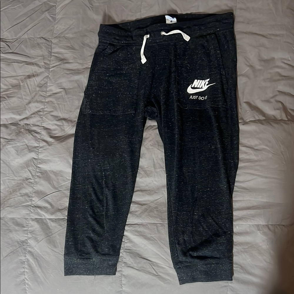 Nike Heathered Gray Jogger Sweatpants